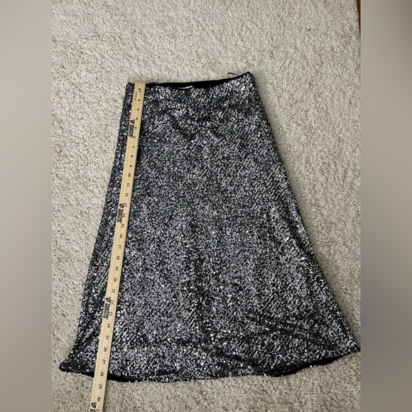 Women’s Medium Time To Shine Sequin Midi Skirt NWT - Picture 7 of 7
